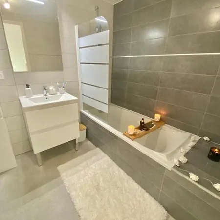 Lejlighed Luxurious Flat At 5 Min By Walk To Monaco, Free Parking And Sea View *