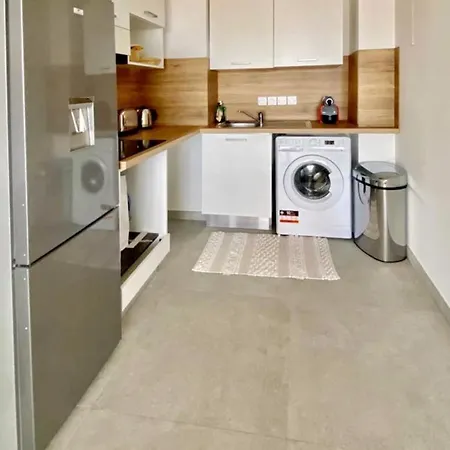 Luxurious Flat At 5 Min By Walk To Monaco, Free Parking And Sea View Lejlighed *